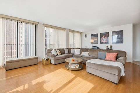 Tiny photo for 345 W Fullerton Parkway #1806, Chicago, IL 60614 (MLS # 12460883)