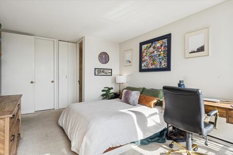 Tiny photo for 345 W Fullerton Parkway #1806, Chicago, IL 60614 (MLS # 12460883)