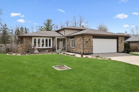 Photo of 425 79th Street, Willowbrook, IL 60527 (MLS # 12609938)