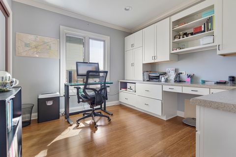 Tiny photo for 260 WELLINGTON Avenue, Elk Grove Village, IL 60007 (MLS # 12517278)