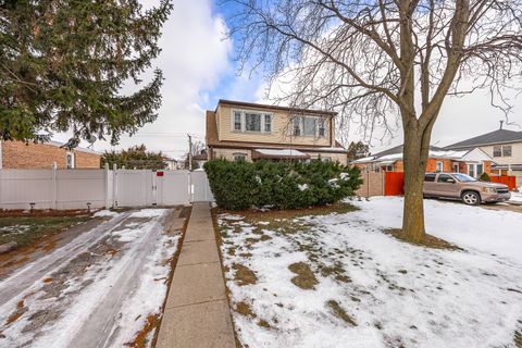Tiny photo for 4646 River Road, Schiller Park, IL 60176 (MLS # 12542774)