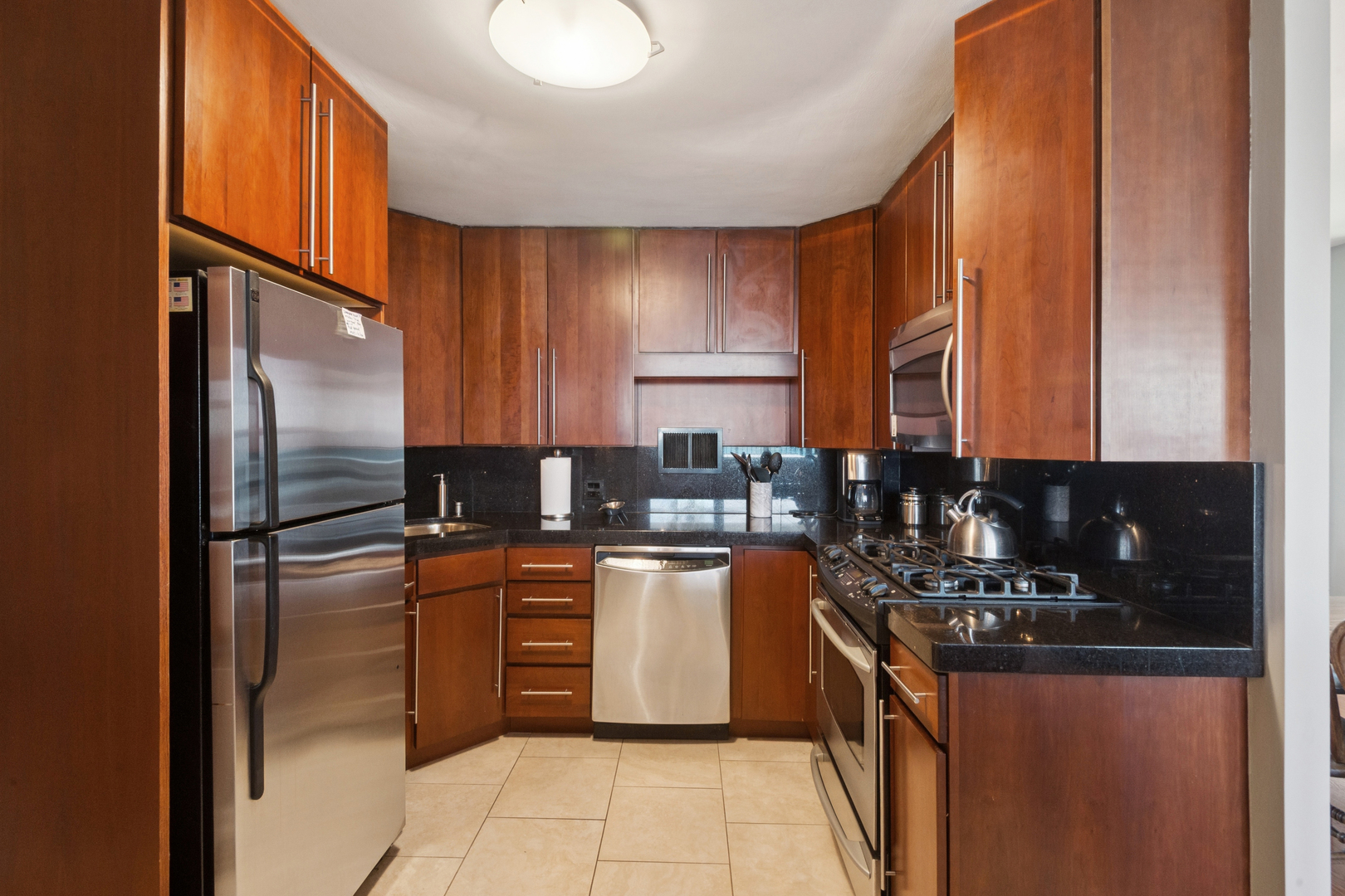 400 E RANDOLPH Street 1809