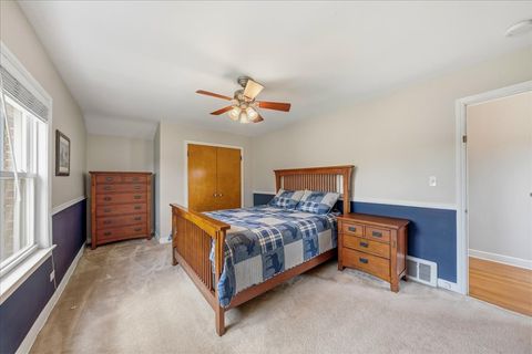 Tiny photo for 912 Hull Avenue, Westchester, IL 60154 (MLS # 12608309)