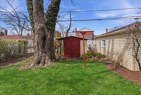 Tiny photo for 912 Hull Avenue, Westchester, IL 60154 (MLS # 12608309)
