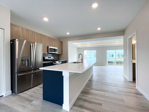 Tiny photo for 245 Regency Court #E, Wauconda, IL 60084 (MLS # 12566611)