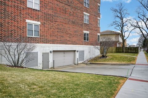 Tiny photo for 9355 Irving Park Road #122, Schiller Park, IL 60176 (MLS # 12593584)