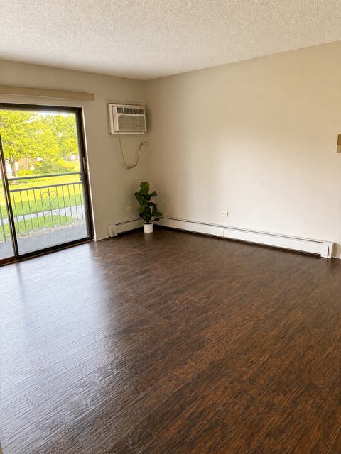 Tiny photo for 9865 Cordoba Court #1B, Orland Park, IL 60462 (MLS # 12686522)
