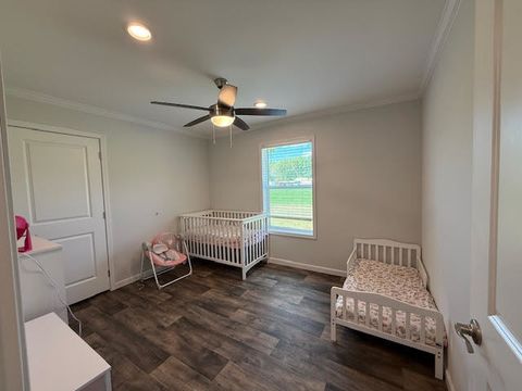 Tiny photo for 708 E South Avenue, Bluford, IL 62814 (MLS # 12624556)