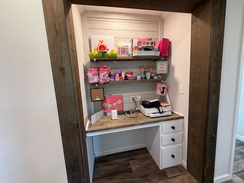 Tiny photo for 708 E South Avenue, Bluford, IL 62814 (MLS # 12624556)