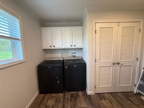 Tiny photo for 708 E South Avenue, Bluford, IL 62814 (MLS # 12624556)