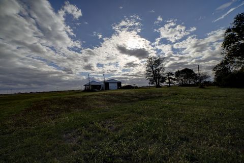 Tiny photo for 2018 N US Highway 45, Gilman, IL 60938 (MLS # 12501617)