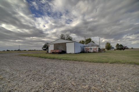 Tiny photo for 2018 N US Highway 45, Gilman, IL 60938 (MLS # 12501617)