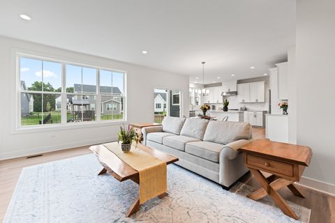 Tiny photo for 3547 Doral Drive, Elgin, IL 60124 (MLS # 12556746)