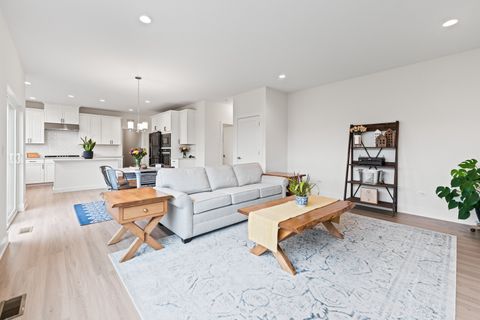 Tiny photo for 3547 Doral Drive, Elgin, IL 60124 (MLS # 12556746)