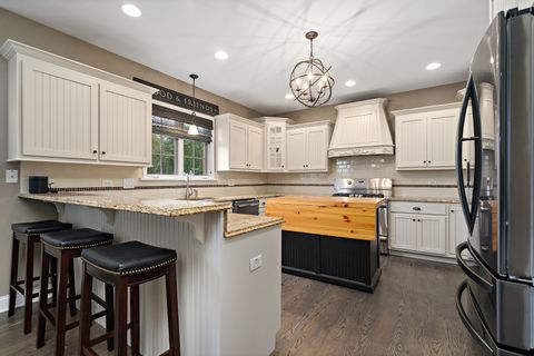 Tiny photo for 17015 Windsor Court, Homer Glen, IL 60491 (MLS # 12423502)