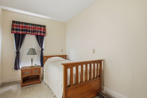 Tiny photo for 1934 Grand Avenue, Davenport, IA 52803 (MLS # 12613176)