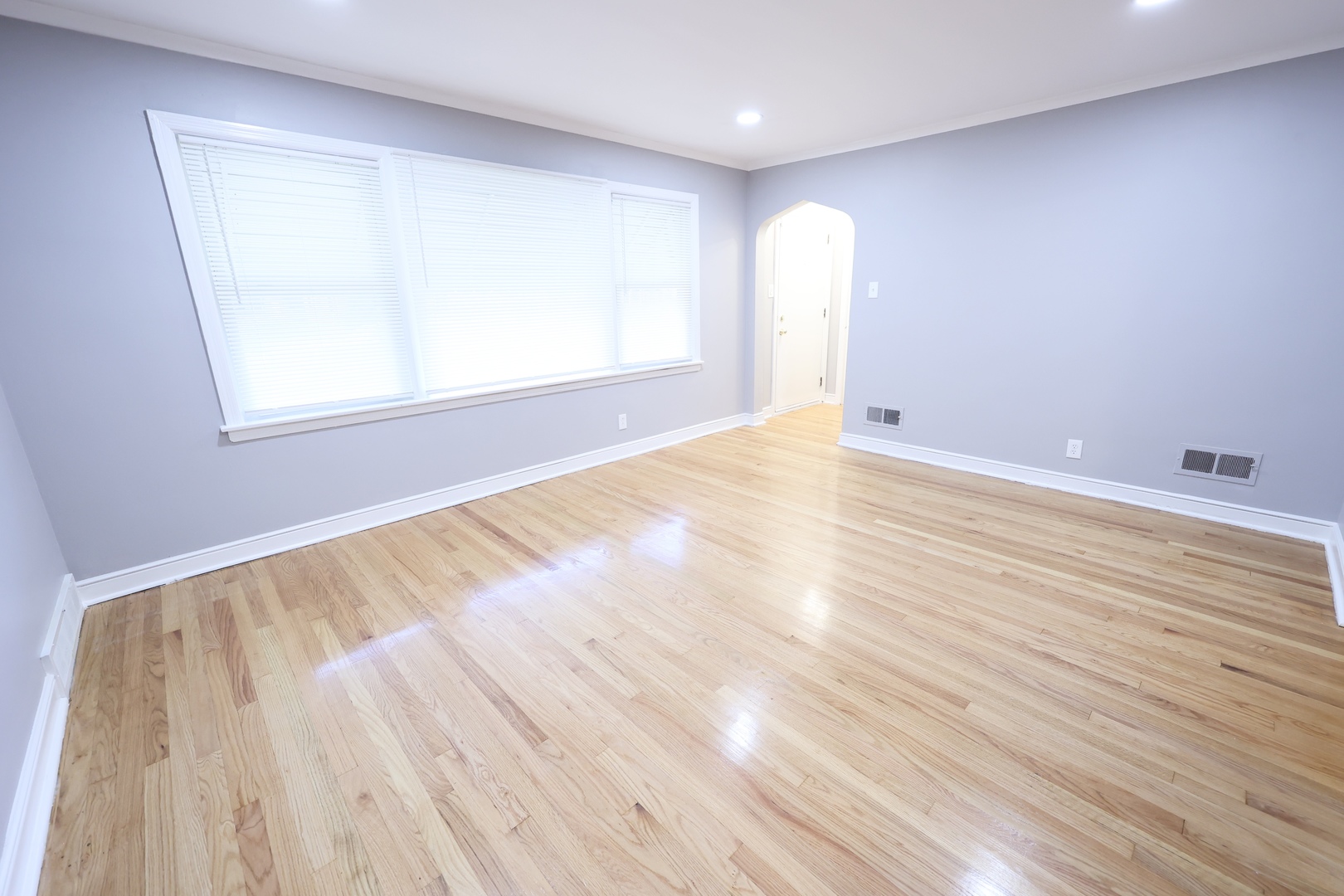 17 W Brayton Street