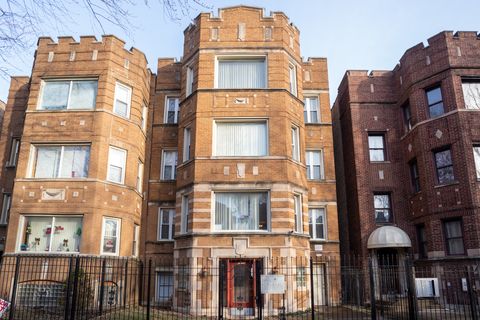 7637 S Phillips Avenue Chicago IL 60649