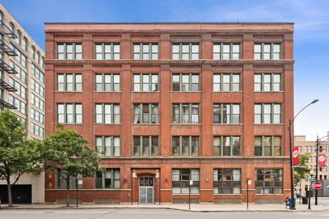 Photo of 331 S Peoria Street #105, Chicago, IL 60607 (MLS # 12714476)