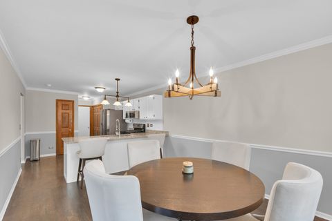 Tiny photo for 450 Berkshire Drive, Crystal Lake, IL 60014 (MLS # 12692122)