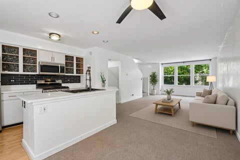 Tiny photo for 1007 E 61st Street, Chicago, IL 60637 (MLS # 12735384)