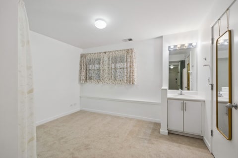Tiny photo for 1007 E 61st Street, Chicago, IL 60637 (MLS # 12735384)