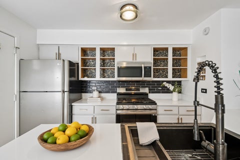 Tiny photo for 1007 E 61st Street, Chicago, IL 60637 (MLS # 12735384)