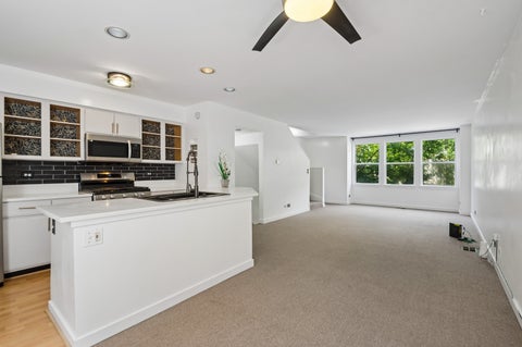 Tiny photo for 1007 E 61st Street, Chicago, IL 60637 (MLS # 12735384)