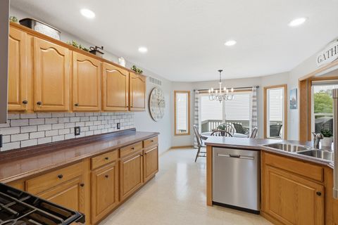 Tiny photo for 1991 Streamside Drive, Bettendorf, IA 52722 (MLS # 12631161)