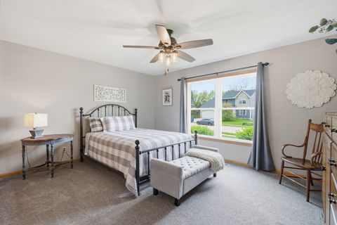 Tiny photo for 1991 Streamside Drive, Bettendorf, IA 52722 (MLS # 12631161)