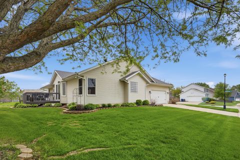 Tiny photo for 1991 Streamside Drive, Bettendorf, IA 52722 (MLS # 12631161)