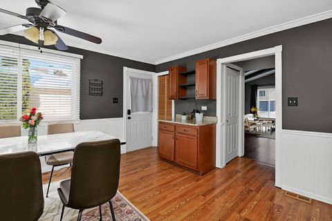 Tiny photo for 992 Navajo Street, Carol Stream, IL 60188 (MLS # 12555768)