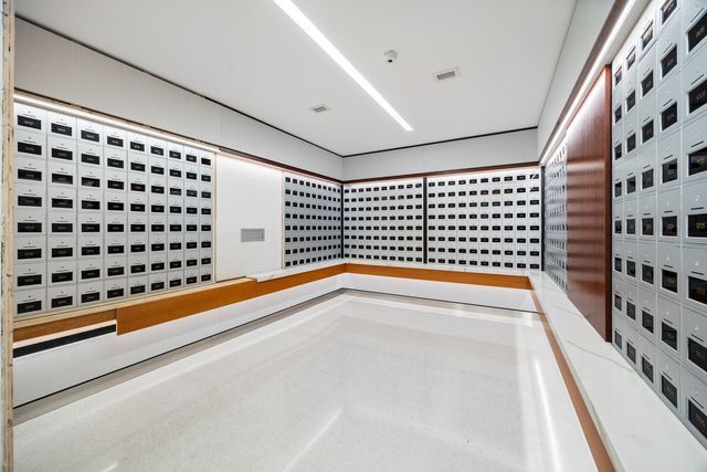 Chicago, Illinois 60601, United States, 2 Bedrooms Bedrooms, ,2 BathroomsBathrooms,Residential,Active,204086