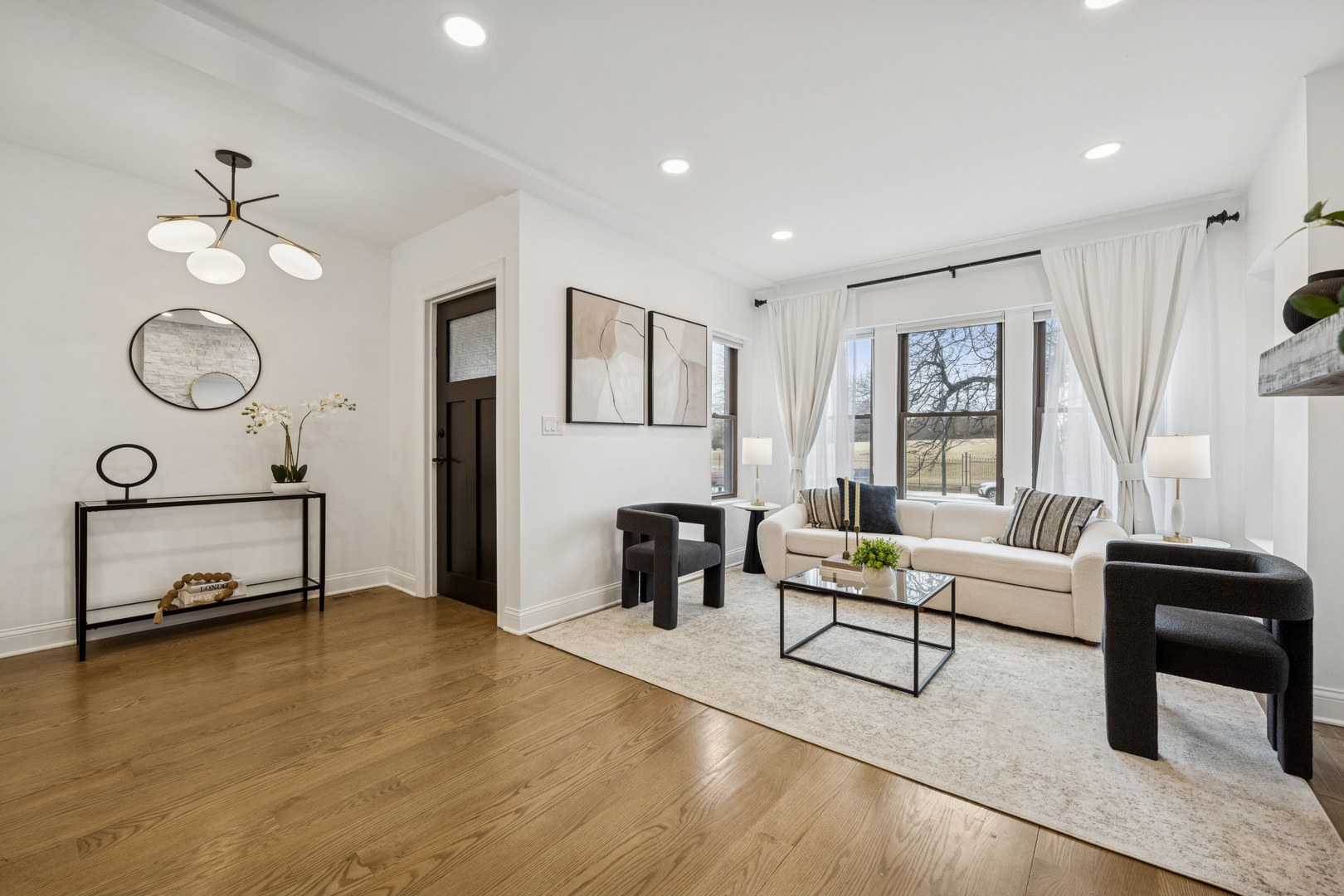 5426 N Western Avenue