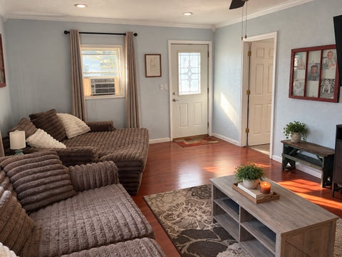 Tiny photo for 417 W Washington Street, Clinton, IL 61727 (MLS # 12789340)