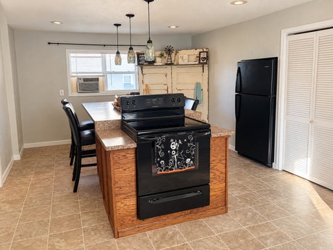 Tiny photo for 417 W Washington Street, Clinton, IL 61727 (MLS # 12789340)