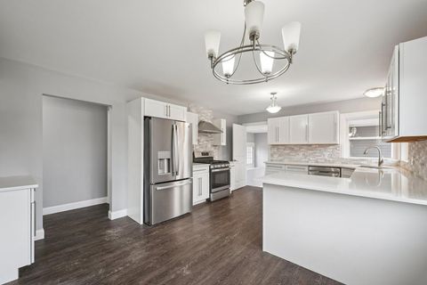 Tiny photo for 849 Dixie Highway, Beecher, IL 60401 (MLS # 12601789)