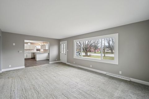 Tiny photo for 849 Dixie Highway, Beecher, IL 60401 (MLS # 12601789)
