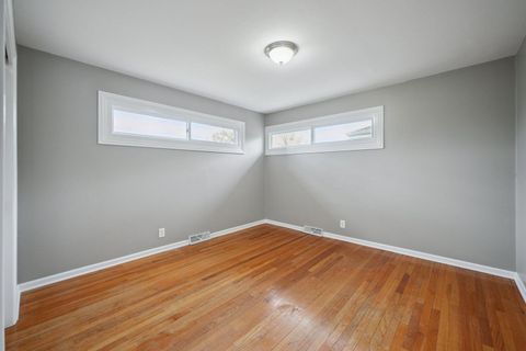 Tiny photo for 849 Dixie Highway, Beecher, IL 60401 (MLS # 12601789)