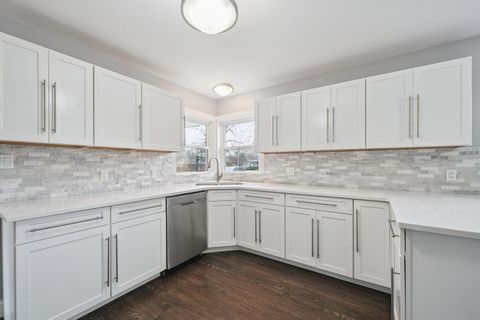 Tiny photo for 849 Dixie Highway, Beecher, IL 60401 (MLS # 12601789)