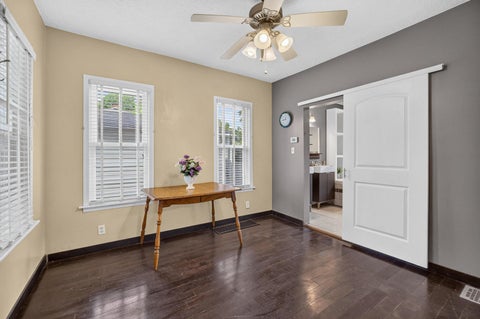 Tiny photo for 1550 W 15th Street, Davenport, IA 52804 (MLS # 12735118)