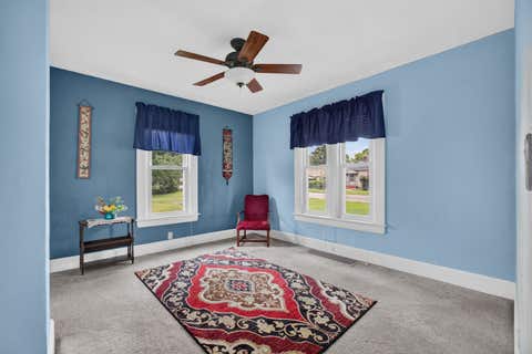 Tiny photo for 1550 W 15th Street, Davenport, IA 52804 (MLS # 12735118)