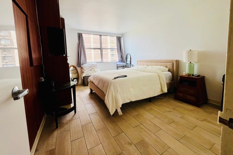 Tiny photo for 6301 N Sheridan Road #15C, Chicago, IL 60660 (MLS # 12673613)