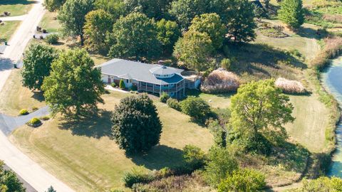 Tiny photo for 4305 Hillcrest Lane, Sterling, IL 61081 (MLS # 12481203)