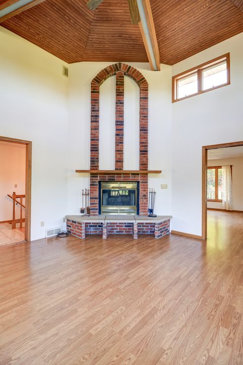 Tiny photo for 4305 Hillcrest Lane, Sterling, IL 61081 (MLS # 12481203)
