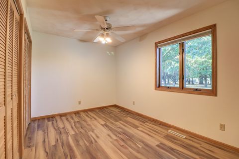 Tiny photo for 4305 Hillcrest Lane, Sterling, IL 61081 (MLS # 12481203)