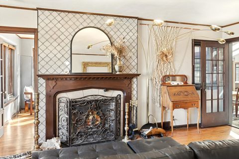 Tiny photo for 716 Terrace Drive, Clinton, IA 52732 (MLS # 12589400)