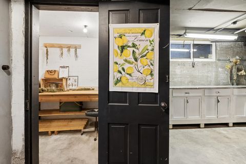 Tiny photo for 716 Terrace Drive, Clinton, IA 52732 (MLS # 12589400)