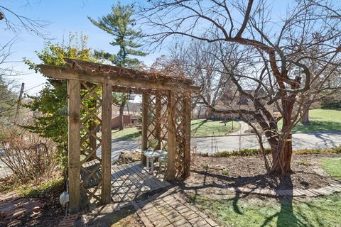 Tiny photo for 716 Terrace Drive, Clinton, IA 52732 (MLS # 12589400)