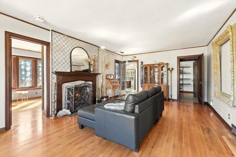 Tiny photo for 716 Terrace Drive, Clinton, IA 52732 (MLS # 12589400)